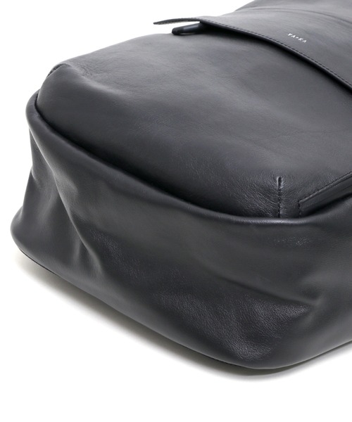 YArKA（ヤーカ）の「【YArKA/ヤーカ】real leather square flap back pack [Alnitak4] / リアルレザー四角フラップバックパック(リュック)（バックパック/リュック・メンズ・ブラック・FREE）」の8枚目の写真