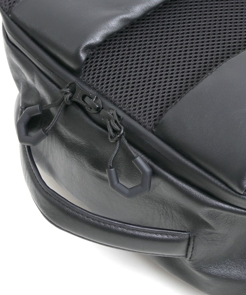 YArKA（ヤーカ）の「【YArKA/ヤーカ】real leather square flap back pack [Alnitak4] / リアルレザー四角フラップバックパック(リュック)（バックパック/リュック・メンズ・ブラック・FREE）」の12枚目の写真