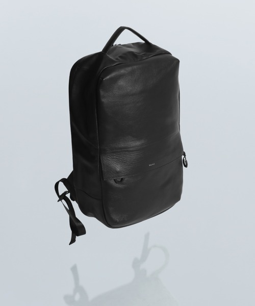 YArKA（ヤーカ）の「【YArKA/ヤーカ】real leather square flap back pack [Alnitak4] / リアルレザー四角フラップバックパック(リュック)（バックパック/リュック・メンズ・ブラック・FREE）」の2枚目の写真