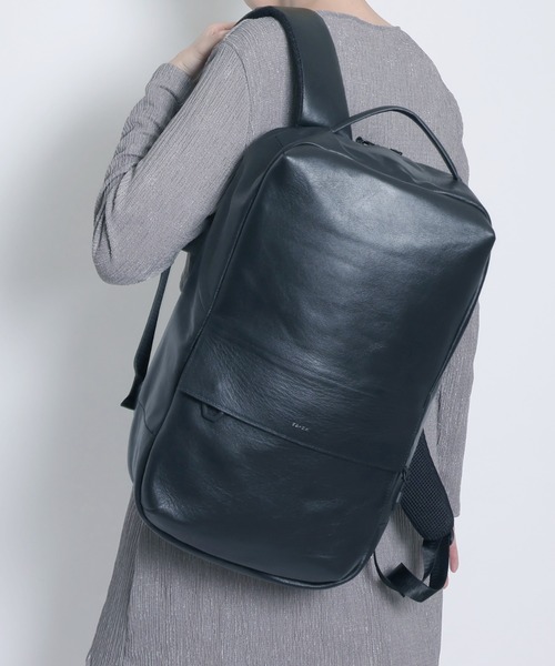 YArKA（ヤーカ）の「【YArKA/ヤーカ】real leather square flap back pack [Alnitak4] / リアルレザー四角フラップバックパック(リュック)（バックパック/リュック・メンズ・ブラック・FREE）」の5枚目の写真