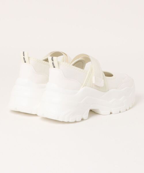 repipi armario（レピピ アルマリオ）の「ベルトスニーカー（スニーカー・キッズ・ホワイト/ブラック・SMALL/MEDIUM/LARGE）」の17枚目の写真