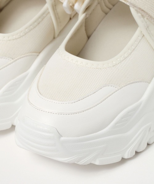 repipi armario（レピピ アルマリオ）の「ベルトスニーカー（スニーカー・キッズ・ホワイト/ブラック・SMALL/MEDIUM/LARGE）」の13枚目の写真