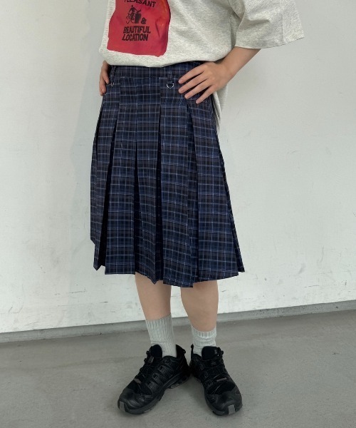 nemne store(ネンネストア)の「《Delfy》前後2wayチェックフレアミドルスカート(スカート・レディース・ネイビー・SMALL/MEDIUM)」の9枚目の写真