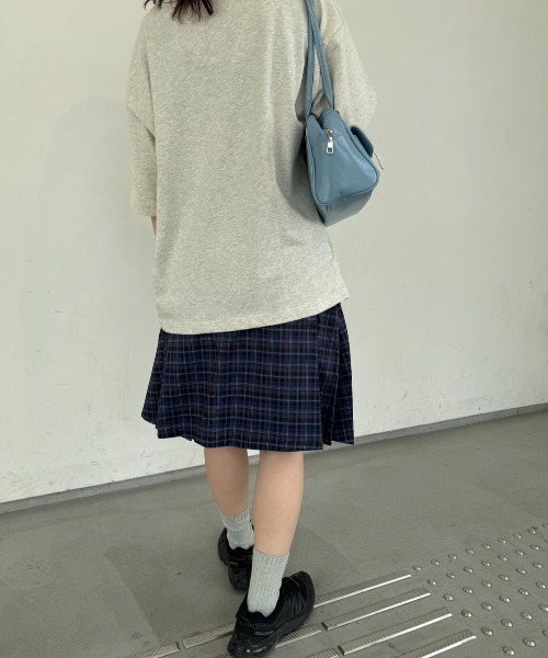 nemne store(ネンネストア)の「《Delfy》前後2wayチェックフレアミドルスカート(スカート・レディース・ネイビー・SMALL/MEDIUM)」の3枚目の写真