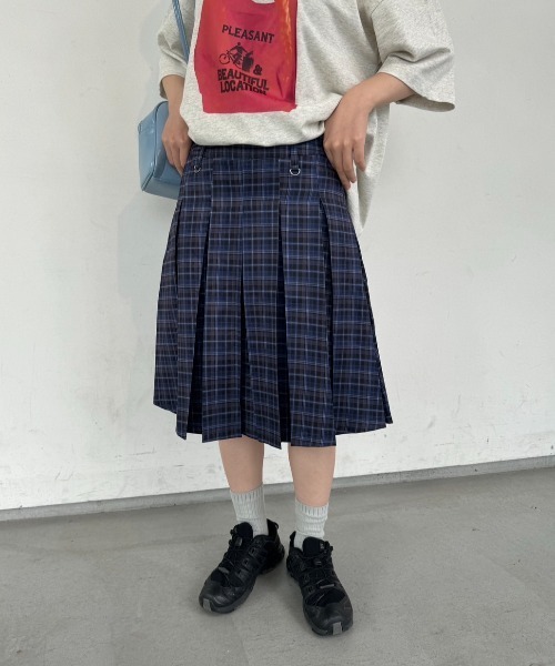 nemne store(ネンネストア)の「《Delfy》前後2wayチェックフレアミドルスカート(スカート・レディース・ネイビー・SMALL/MEDIUM)」の4枚目の写真