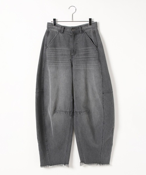 BAYFLOW（ベイフロー）の「[変形シルエット]ボリュームカーブジーンズ（デニムパンツ・レディース・ブラック/インディゴブルー・SMALL/MEDIUM）」の12枚目の写真