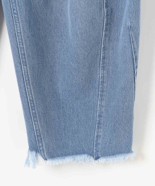 BAYFLOW（ベイフロー）の「[変形シルエット]ボリュームカーブジーンズ（デニムパンツ・レディース・ブラック/インディゴブルー・SMALL/MEDIUM）」の7枚目の写真