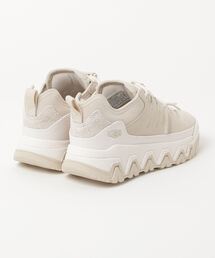 UGG/アグ/キャップトレイル/CAPTRAIL LOW/24.5cm UGG(アグ)の「UGG W CAPTRAIL LOW / アグ キャップトレイル
