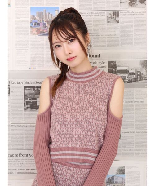 EATME(イートミー)の「EMロゴニットTOP(セットアップ可能)(ニット/セーター・レディース・ブラック/ピンク/ベージュ・FREE)」の5枚目の写真