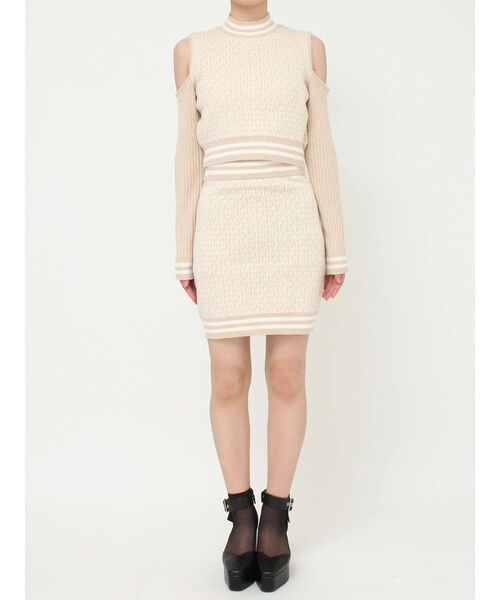 EATME(イートミー)の「EMロゴニットTOP(セットアップ可能)(ニット/セーター・レディース・ブラック/ピンク/ベージュ・FREE)」の21枚目の写真