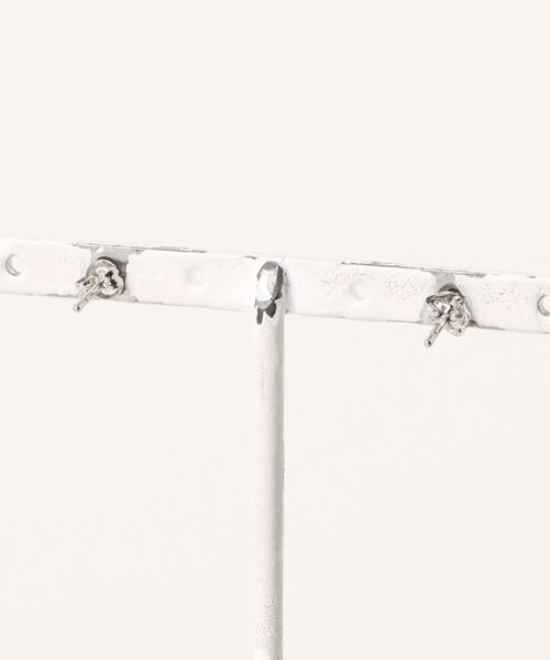 TAKE-UP（テイクアップ）の「【WEB限定商品】[ セカンドピアス] Pt オレンジムーンストーンピアス（ピアス（両耳用）・レディース・プラチナム・FREE）」の2枚目の写真