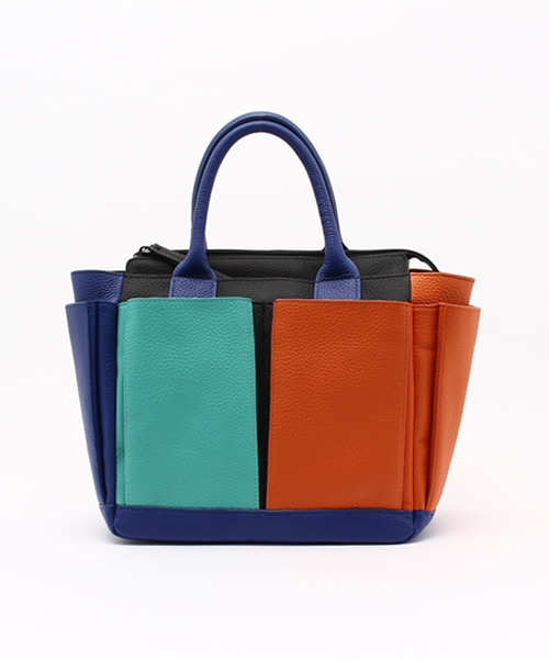 tsumori chisato CARRY(ツモリチサトキャリー)の「マットシュリンクエンボス ハンドバッグ(ハンドバッグ・レディース・ネイビー/ブラック/その他/ブラウン・FREE)」の4枚目の写真