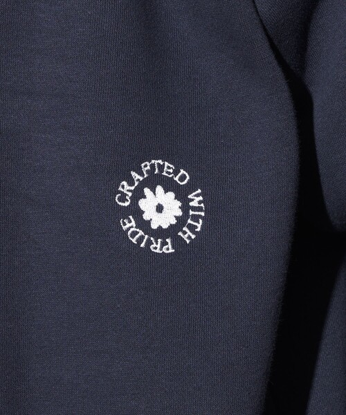 BEN DAVIS（ベンデイビス）の「BEN DAVIS/ベンデイビス 別注 Embroidery Sweat/ワンポイント刺繍スウェット(限定展開)（スウェット・メンズ・ライトグレー/ブラック/ネイビー・MEDIUM/LARGE/X-LARGE）」の6枚目の写真