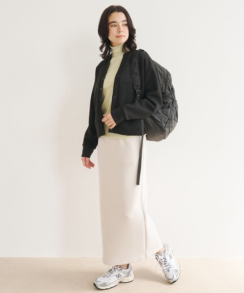 UNFILO（アンフィーロ）の「【新色追加】BEAUTY FORM JERSEY Iラインスカート（スカート・レディース・アイボリー系/グレー系/ライトグレー系/ブラック系/イエロー系/ダークブラウン系/ベージュ系/ネイビー系・X-SMALL/SMALL/MEDIUM/MT/LARGE/LT）」の11枚目の写真