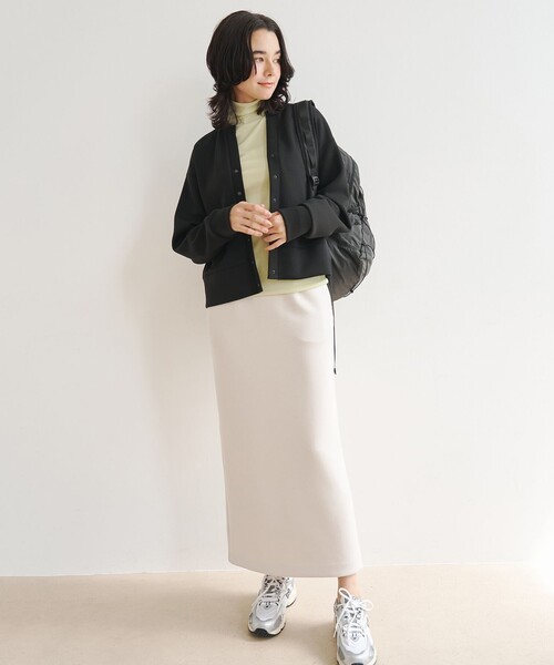UNFILO（アンフィーロ）の「【新色追加】BEAUTY FORM JERSEY Iラインスカート（スカート・レディース・アイボリー系/グレー系/ライトグレー系/ブラック系/イエロー系/ダークブラウン系/ベージュ系/ネイビー系・X-SMALL/SMALL/MEDIUM/MT/LARGE/LT）」の12枚目の写真