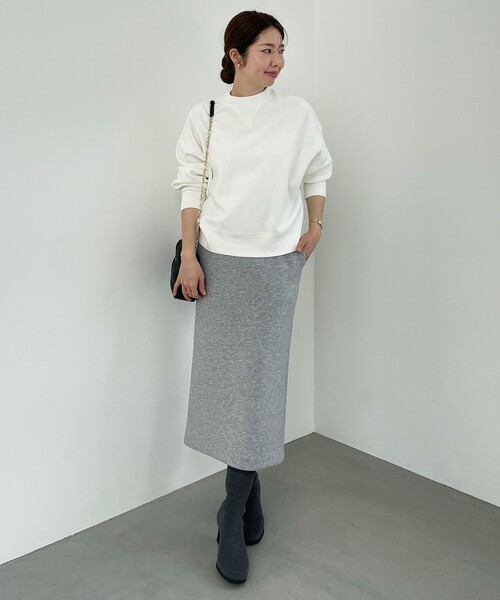 UNFILO（アンフィーロ）の「【野呂佳代さん着用/新色追加】BEAUTY FORM JERSEY Iラインスカート（スカート・レディース・アイボリー系/グレー系/ライトグレー系/ブラック系/イエロー系/ダークブラウン系/ベージュ系/ネイビー系・X-SMALL/SMALL/MEDIUM/MT/LARGE/LT）」の19枚目の写真