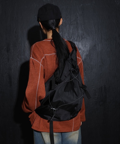 FOLLOWIN（フォロウィン）の「[UNISEX]サイクリングクロスボディバッグメッセンジャーバッグ（バックパック/リュック・レディース・グレー/ブラック/ブラウン/ネイビー・ONE SIZE）」の9枚目の写真