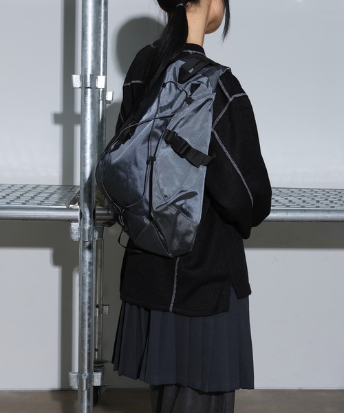 FOLLOWIN（フォロウィン）の「[UNISEX]サイクリングクロスボディバッグメッセンジャーバッグ（バックパック/リュック・レディース・グレー/ブラック/ブラウン/ネイビー・ONE SIZE）」の14枚目の写真