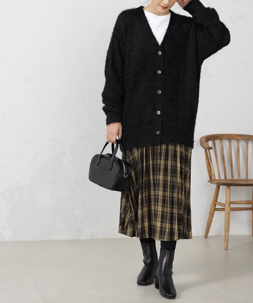 FOUND GOOD（ファウンドグッド）の「シャギーニットBIGカーデ（カーディガン/ボレロ・レディース・グリーン系2/ブラウン系3/パープル系2/アイボリー/ブラック・L/M）」の9枚目の写真