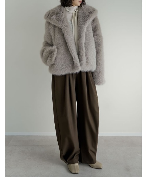 ZOZOTOWN限定再販]ビッグカラーフェイクファーショートコート