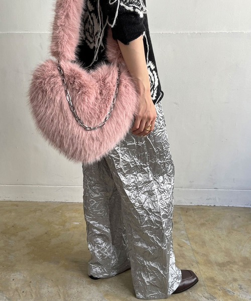 Jewelobe(ジュエローブ)の「ハートシェイプ2wayストラップパッフィーバッグ(ショルダーバッグ・レディース・ブルー/ピンク/ベージュ・FREE)」の21枚目の写真