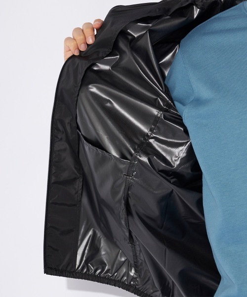 FILA（フィラ）の「【FILA/フィラ】裏コーティング撥水ジャケット　全天候型（ブルゾン・メンズ・パープル/グレイッシュブルー/ブラック・LARGE/X-LARGE/MEDIUM）」の16枚目の写真