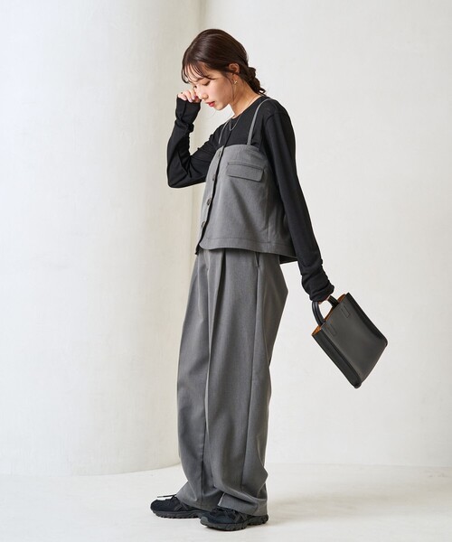 FREAK'S STORE（フリークスストア）の「限定展開　マルチウェイ ビスチェ 付き セットアップ（ビスチェ・パンツ）（セットアップ・レディース・グレー/ベージュ/ブラック・MEDIUM/SMALL）」の5枚目の写真