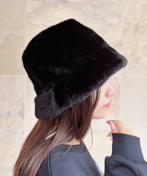 INGNI（イング）の「エコファーバケットハット（ハット・レディース・ブラック/オフホワイト・ONE SIZE）」の2枚目の写真