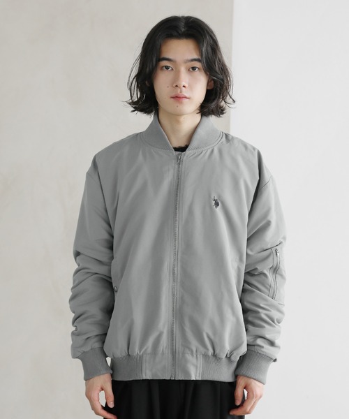 U.S. POLO ASSN.(ユーエスポロアッスン)の「U.S.POLO ASSN.別注 オーバーサイズ中綿ショートMA-1(MA-1・メンズ・ブラック/カーキ/グレー・L/M/S/XL)」の4枚目の写真