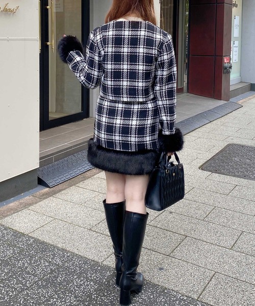 INGNI（イング）の「裾ファーチェック柄ミニスカート（スカート・レディース・ホワイト系その他2/ブラック系その他6・FREE）」の11枚目の写真