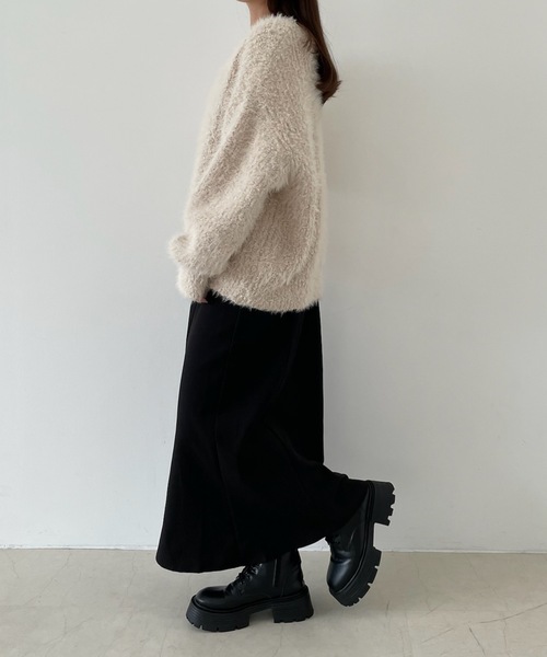 PURE BRIGHT(ピュアブライト)の「ボリュームスリーブシャギーニット(ニット/セーター・レディース・グリーン/チャコールグレー/アイボリー・FREE)」の15枚目の写真