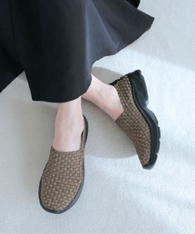 《SNEEKE》メッシュデザインスニーカー