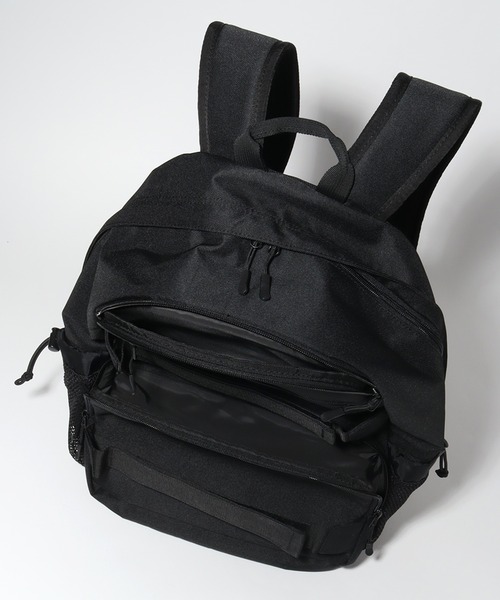 Mark Gonzales（マーク・ゴンザレス）の「【Mark Gonzales/マーク ゴンザレス】アートワークコレクション Day Pack/デイパック/バックパック(容量：約25L）（バックパック/リュック・メンズ・ベージュ/ブラック・FREE）」の11枚目の写真
