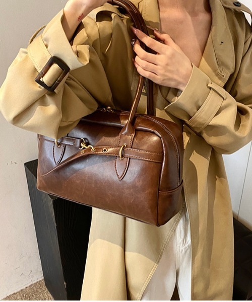 gossip!ロサンゼルス(ゴシップロサンゼルス)の「Y2K ヴィンテージ調ボストンバッグ BAG(ショルダーバッグ・レディース・ブラウン/ブラック・FREE)」の6枚目の写真