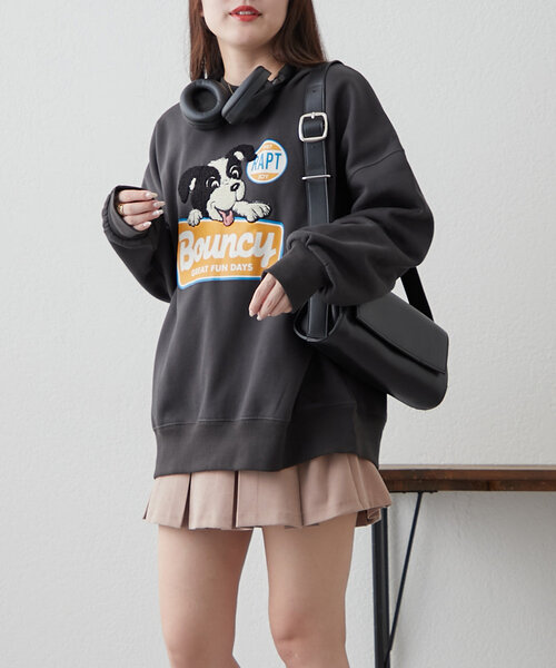 continuer de NICE CLAUP(コンティニューデナイスクラップ)の「ボーダーコリー相良刺繍BIGプルオーバー(スウェット・レディース・スミクロ/オートミール/ブルー/オフホワイト・FREE)」の10枚目の写真