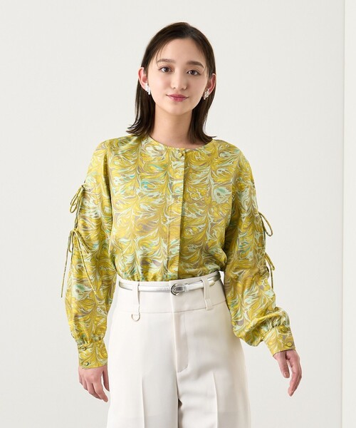 ANAYI(アナイ)の「マーブルプリントリボンスリット ブラウス〈セットアップ対応商品〉(シャツ/ブラウス・レディース・イエロー/ピンク・38/36)」の12枚目の写真