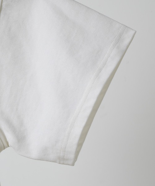 FEKETE（フェケテ）の「RHINESTONE fekete TEE / ラインストーンfeketeロゴTシャツ（Tシャツ/カットソー・レディース・ホワイト/ネイビー・SMALL/MEDIUM/LARGE）」の10枚目の写真