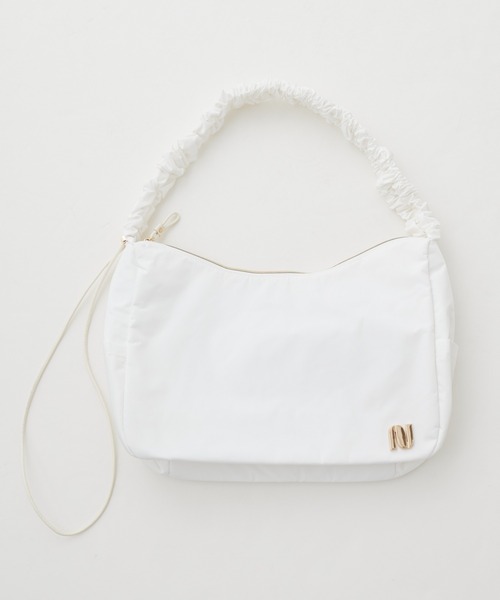 natural couture(ナチュラルクチュール)の「ギャザーナイロンショルダーBAG(ショルダーバッグ・レディース・チャコールグレー/オフホワイト/ブルーグレー・FREE)」の18枚目の写真