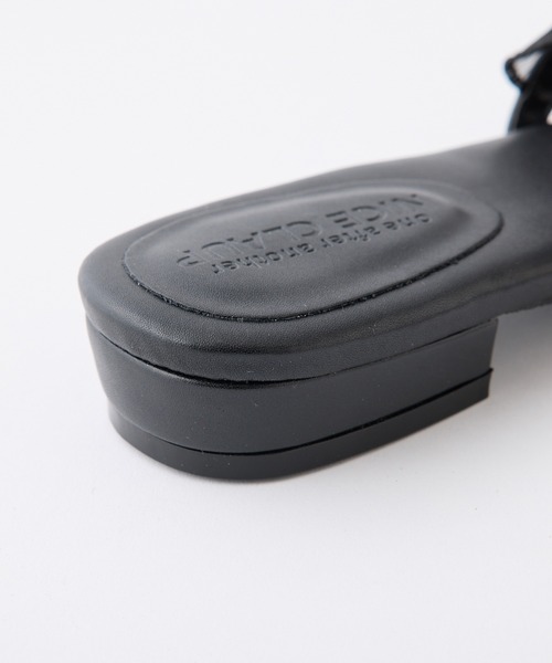 one after another NICE CLAUP（ワンアフターアナザーナイスクラップ）の「【WEB限定】オーガンジーフリルフラットサンダル（サンダル・レディース・ブラック/アイボリー/ゴールド・L/M/S）」の12枚目の写真