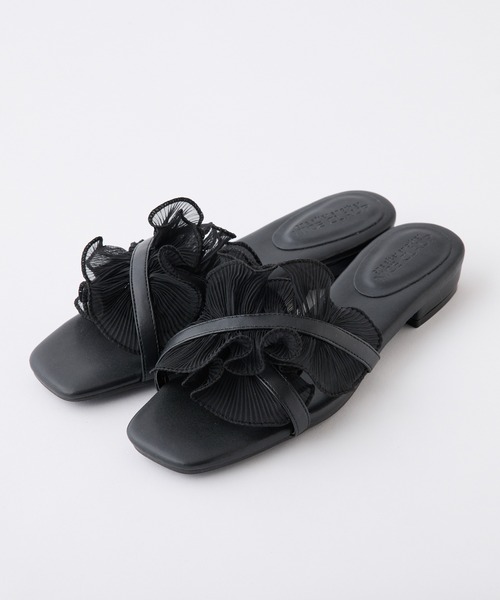 one after another NICE CLAUP（ワンアフターアナザーナイスクラップ）の「【WEB限定】オーガンジーフリルフラットサンダル（サンダル・レディース・ブラック/アイボリー/ゴールド・L/M/S）」の17枚目の写真