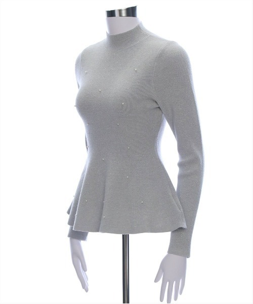 CLEAR BASIC（クリアベーシック）の「パール付きペプラムニットトップス[オフィスカジュアル フェミニン 上品]≪再入荷≫（ニット/セーター・レディース・ピンク/ライトグレー/サックスブルー/アイボリー・F）」の10枚目の写真