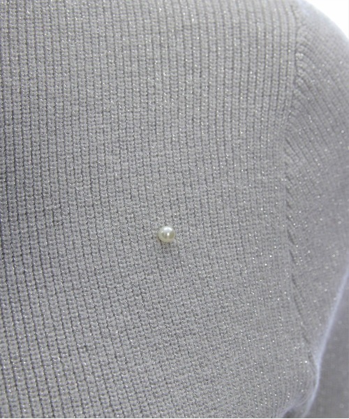 CLEAR BASIC（クリアベーシック）の「パール付きペプラムニットトップス[オフィスカジュアル フェミニン 上品]≪再入荷≫（ニット/セーター・レディース・ピンク/ライトグレー/サックスブルー/アイボリー・F）」の16枚目の写真