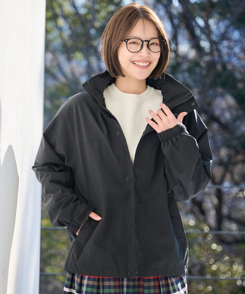 Arnold Palmer（アーノルドパーマー）の「アンブレラスペック シェア トラックジャケット（ブルゾン・レディース・アイボリー/ブラック/ライトグリーン・LL/L/M/S/XS）」の14枚目の写真