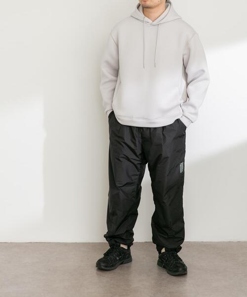 URBAN RESEARCH Sonny Label(アーバンリサーチサニーレーベル)の「ダンボールニットプルオーバーパーカー(パーカー・メンズ・チャコールグレー/ネイビー/グレー系その他・MEDIUM/LARGE/X-LARGE)」の9枚目の写真