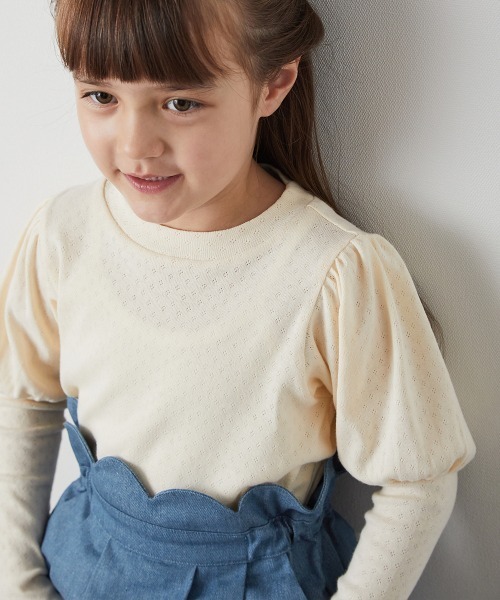 riziere(リジェール)の「透かし柄パフスリーブプルオーバー(Tシャツ/カットソー・キッズ・クリーム/ブルー系・120/110/100/90/150/140/130)」の3枚目の写真