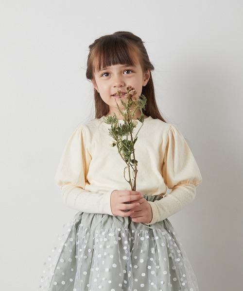 riziere(リジェール)の「透かし柄パフスリーブプルオーバー(Tシャツ/カットソー・キッズ・クリーム/ブルー系・120/110/100/90/150/140/130)」の8枚目の写真