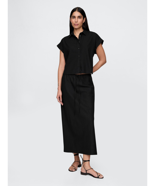 GAP(ギャップ)の「リネン混 クロップドシャツ(シャツ/ブラウス・レディース・レッド/ホワイト×ブルー/ブラック/オフホワイト・XS/S/M/L/XXS)」の6枚目の写真