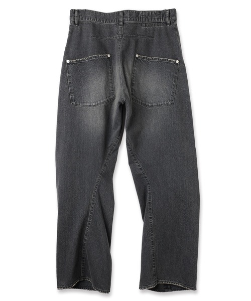 Jieda(ジエダ)の「USED 3D CUTTING DENIM PANTS(デニムパンツ・メンズ・インディゴブルー/ブラック・2/1)」の8枚目の写真