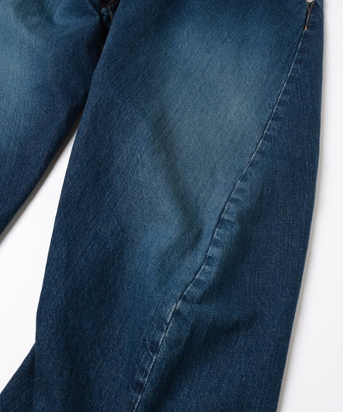 Jieda(ジエダ)の「USED 3D CUTTING DENIM PANTS(デニムパンツ・メンズ・インディゴブルー/ブラック・2/1)」の16枚目の写真