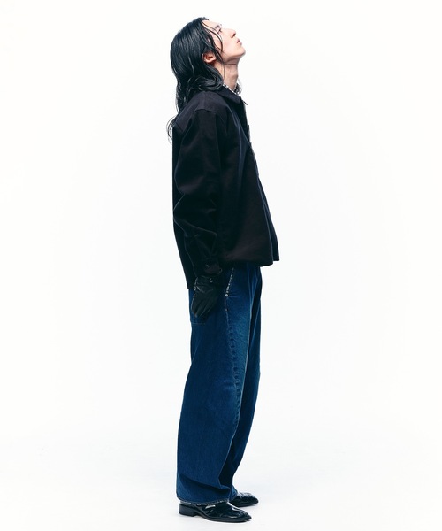 Jieda(ジエダ)の「USED 3D CUTTING DENIM PANTS(デニムパンツ・メンズ・インディゴブルー/ブラック・2/1)」の4枚目の写真